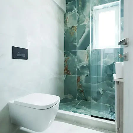 Апартаменти Mairyloy Luxury *